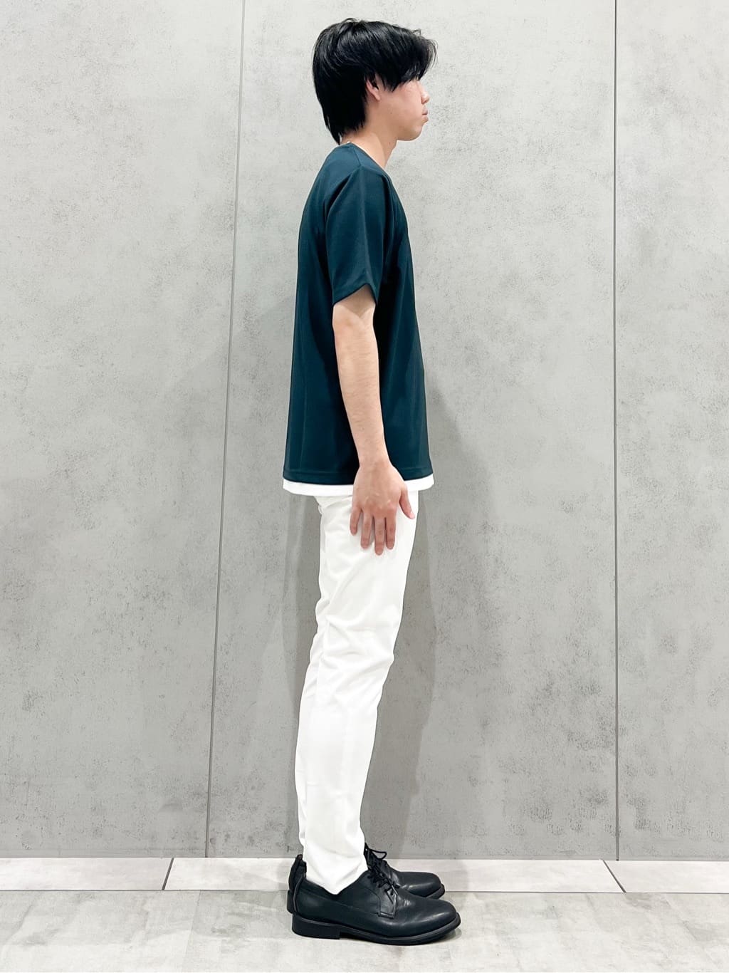 SHI-MAさんの「THE SHOP TK｜ツイルキーネック 半袖Tシャツ 接触冷感/洗濯機OK」を使ったコーディネート