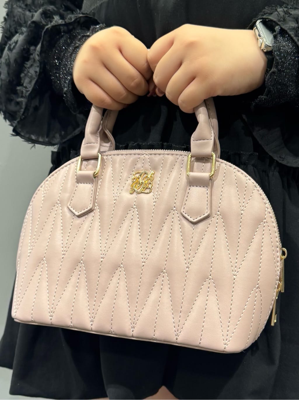 sayakaさんの「ESPERANZA｜キルティング 2WAY ショルダーバッグ ボストン」を使ったコーディネート