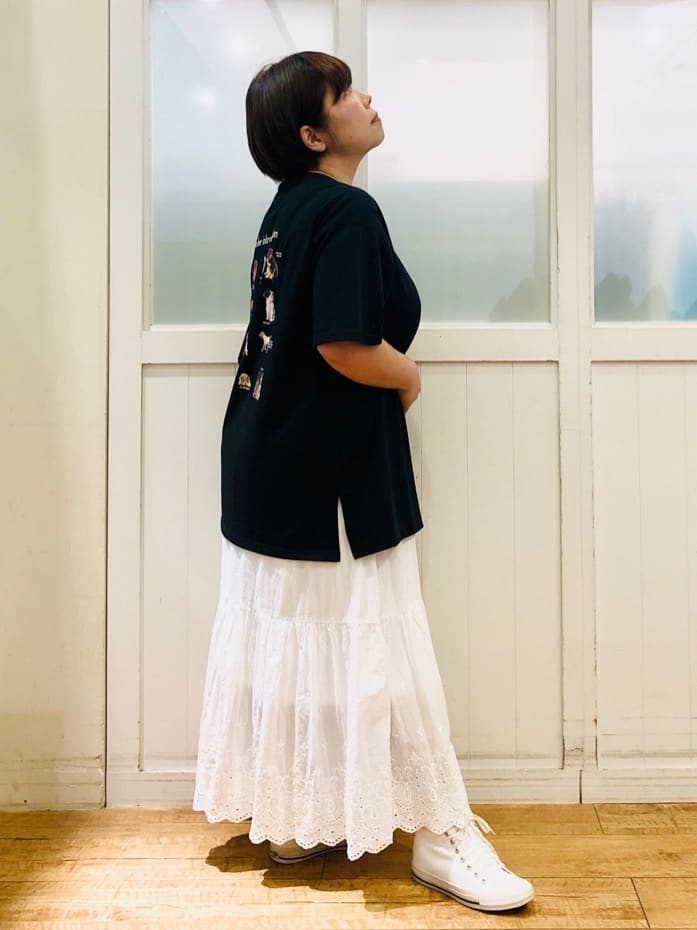 YYYさんの「SHOO･LA･RUE｜【ひんやり/汗ジミ軽減/UVカット】プリントアソート BIG Tシャツ」を使ったコーディネート