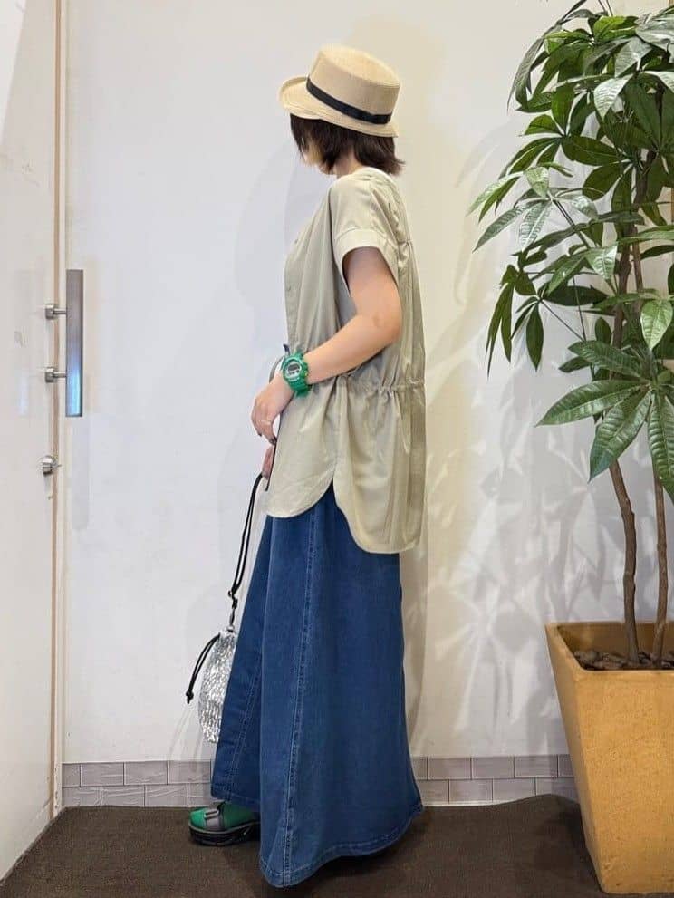 misakiさんの「SHOO･LA･RUE｜【S-LL】シルエットが変えられる ウエストリボンブラウス」を使ったコーディネート