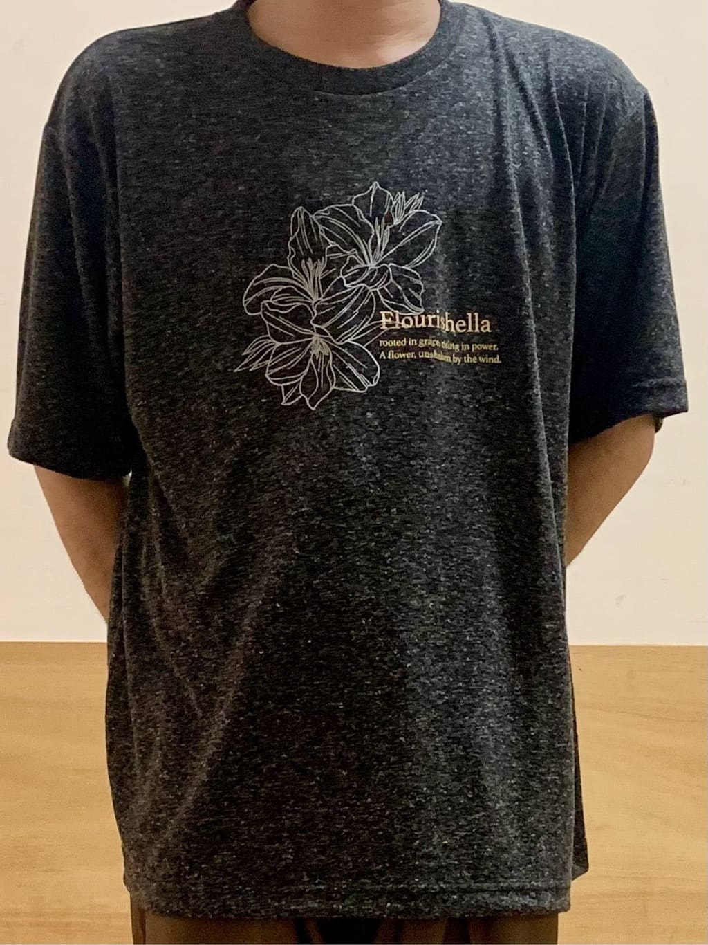 MATUさんの「THE SHOP TK｜ポリ麻刺繍半袖Tシャツ」を使ったコーディネート