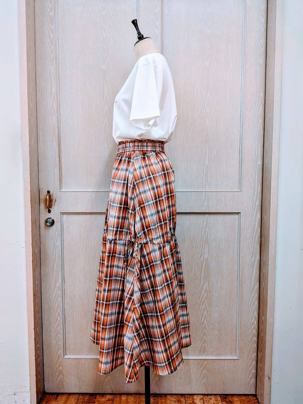 naoさんの「SHOO･LA･RUE｜◆【S-LL/ひんやり/UV】汗をかいても気になりにくい グラフィックTシャツ」を使ったコーディネート