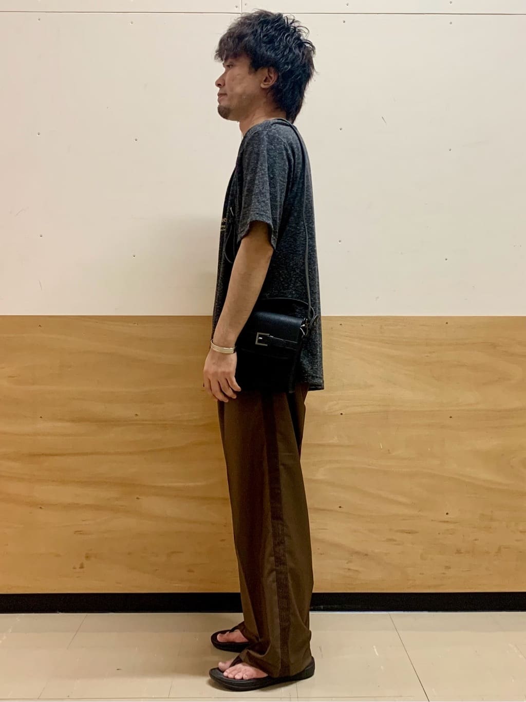 MATUさんの「THE SHOP TK｜ポリ麻刺繍半袖Tシャツ」を使ったコーディネート