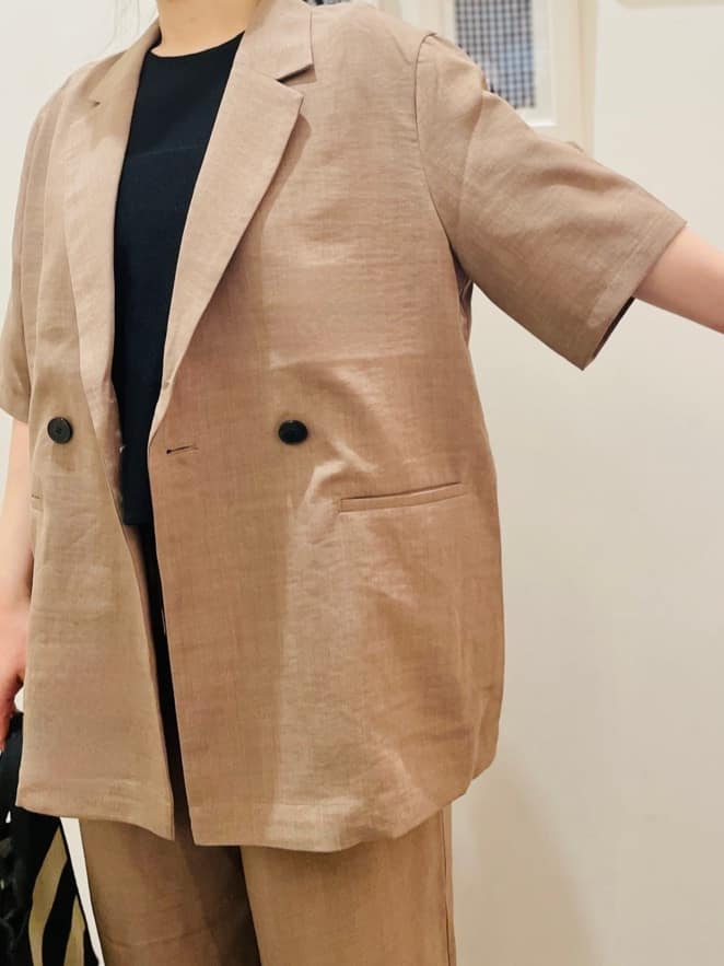 c_h_i_k_aさんの「grove｜軽やかに羽織れて、きちんと見え ハーフスリーブテーラードジャケット」を使ったコーディネート