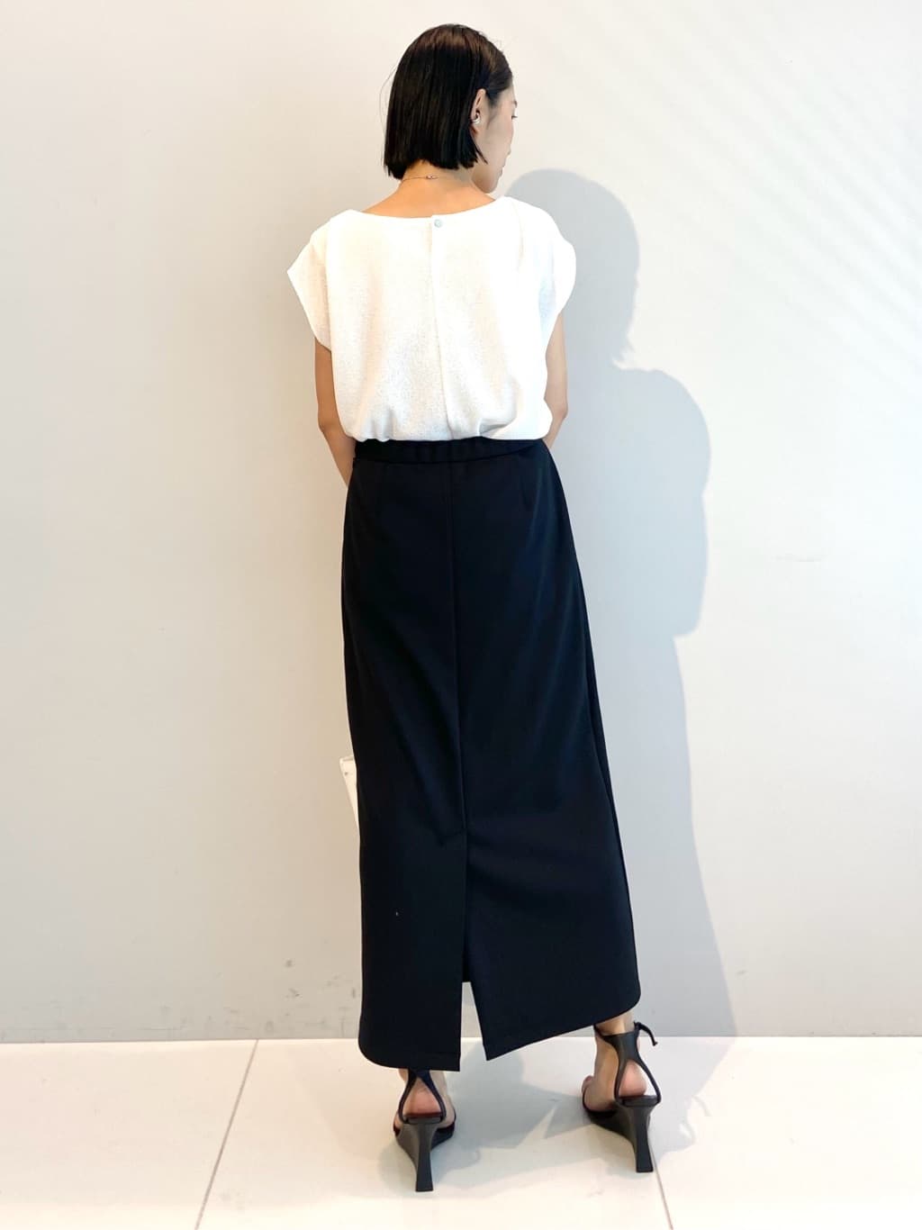 AYAさんの「UNTITLED｜【ジャージ素材】インナードッキングシアーカットソー」を使ったコーディネート
