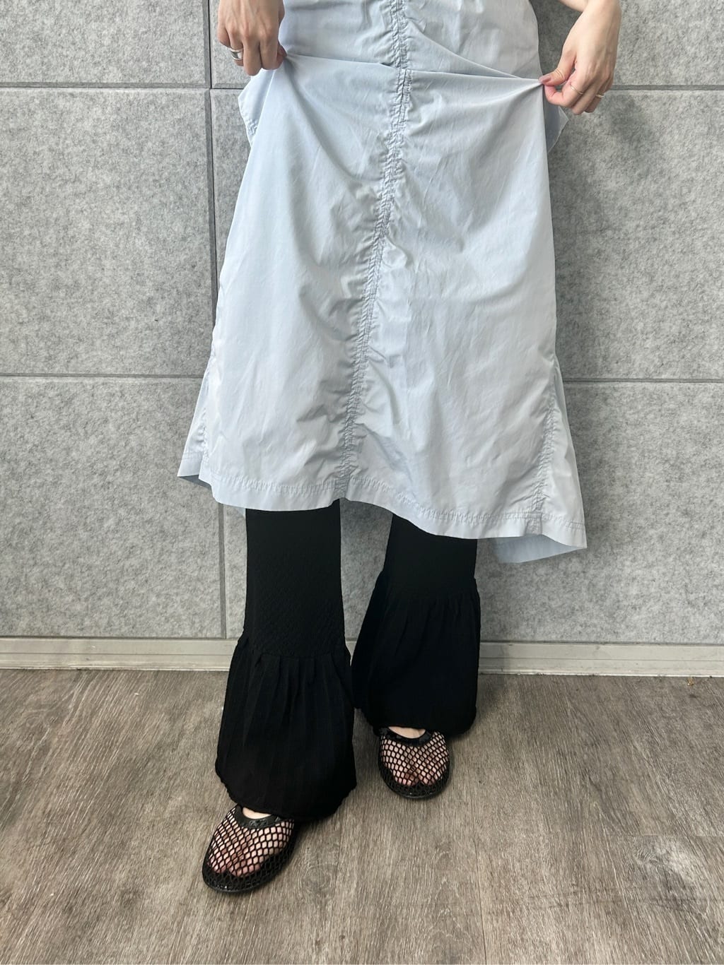 harunaさんの「CODE A｜lace knit pants」を使ったコーディネート