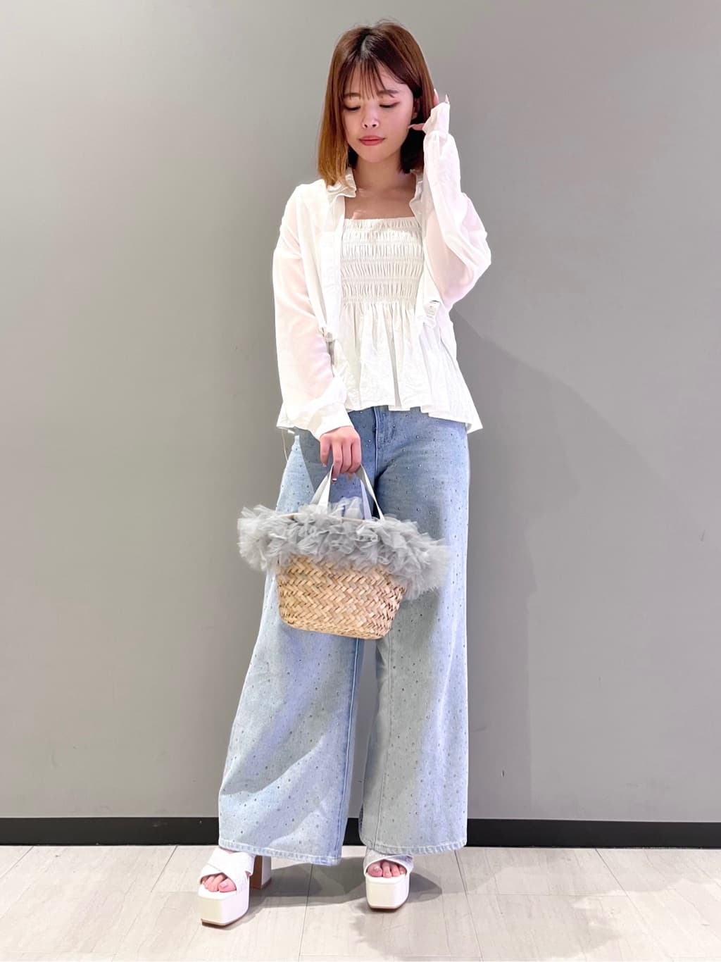 RISAさんの「ESPERANZA｜チュールフリンジカゴバッグ」を使ったコーディネート