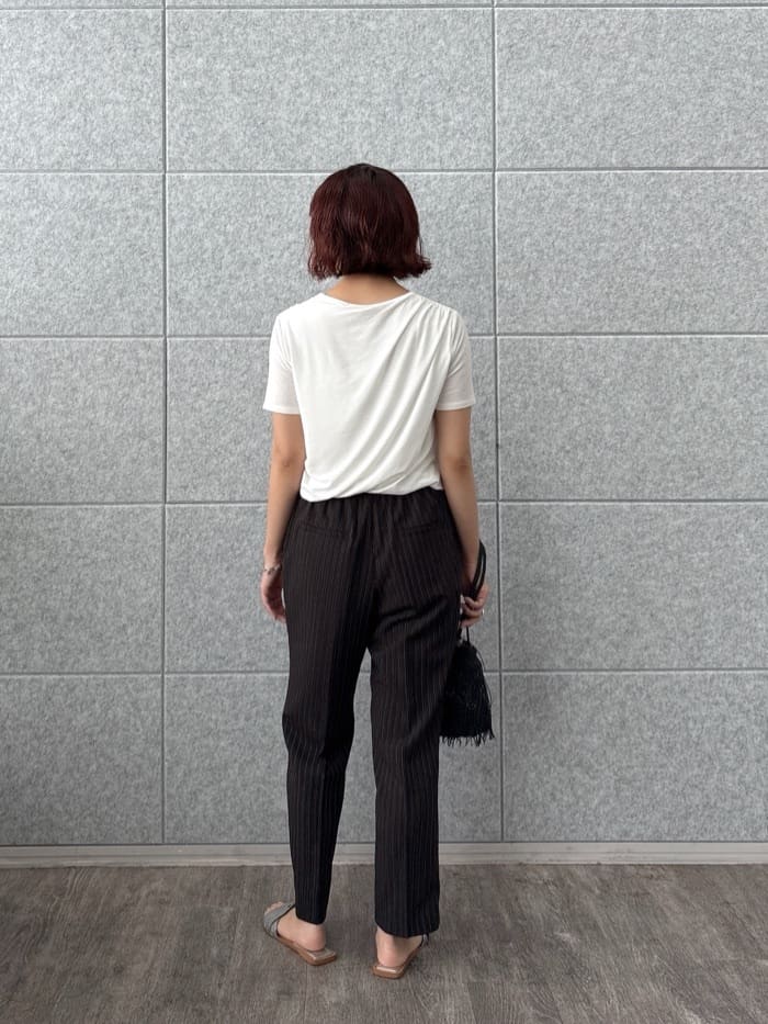 UKIさんの「INDIVI｜【接触冷感／セットアップ対応】イージーテーパードパンツ【通勤・セレモニー】」を使ったコーディネート