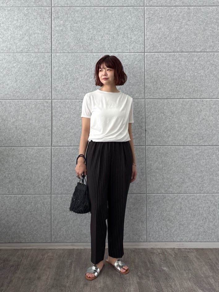 UKIさんの「INDIVI｜【接触冷感／セットアップ対応】イージーテーパードパンツ【通勤・セレモニー】」を使ったコーディネート
