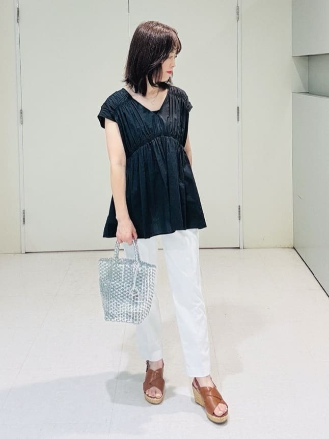 makiさんの「UNTITLED｜コットンキャミソール」を使ったコーディネート