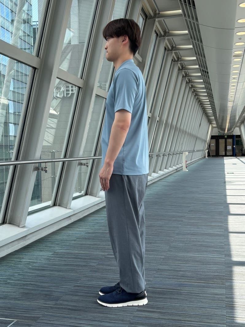 圭哉さんの「TAKEO KIKUCHI｜【抗菌防臭/シーズンレス】シアサッカー ジャージシャツ」を使ったコーディネート