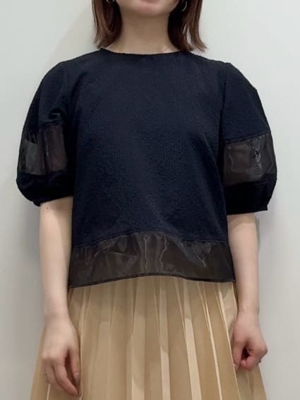 Suma Una本部スタッフさんの「SunaUna｜◆【5分袖】ボリュームパフスリーブトップス」を使ったコーディネート