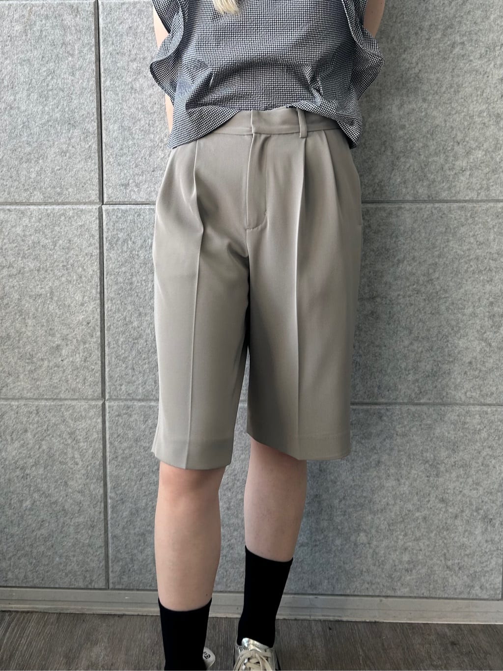 honoka Aさんの「CODE A｜ruffle drama blouse」を使ったコーディネート