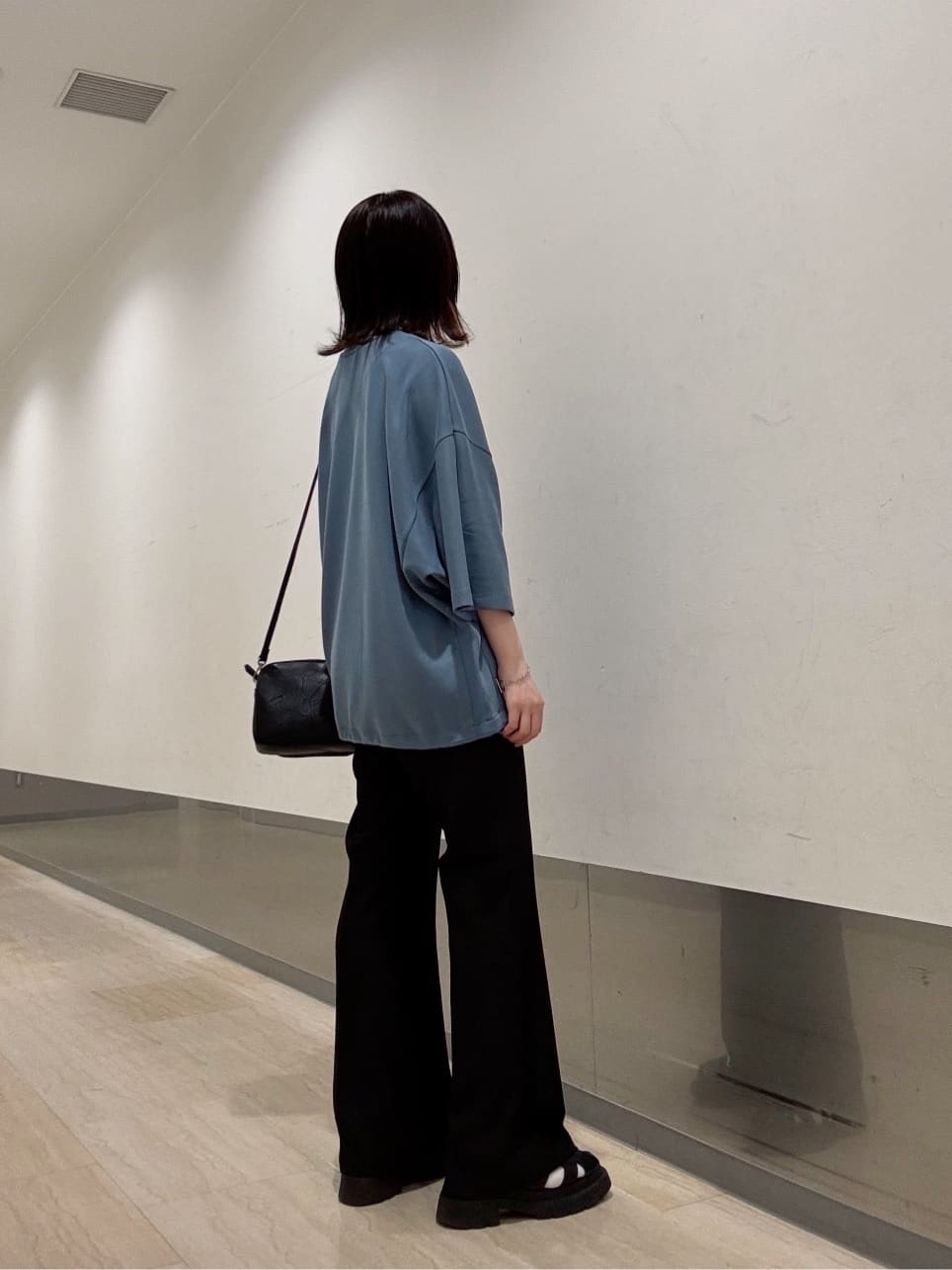 Renaさんの「tk.TAKEO KIKUCHI｜フレアスラックス」を使ったコーディネート