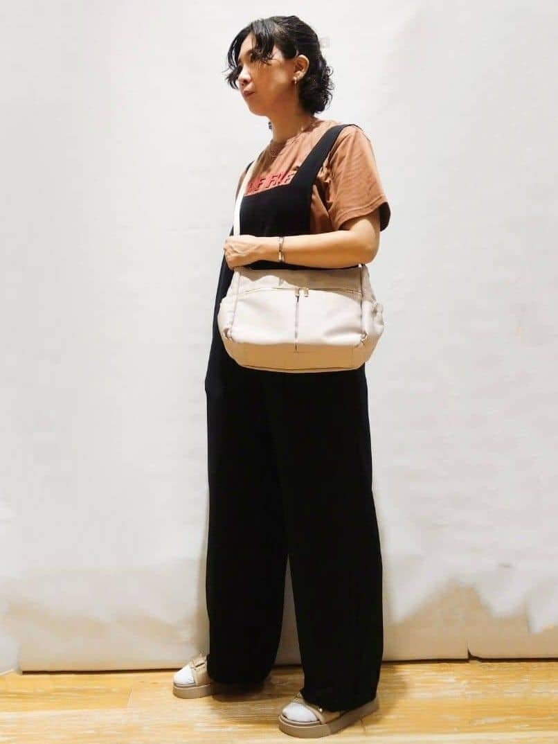 ぽんさんの「OPAQUE.CLIP｜◆カラーロゴTシャツ【洗濯機洗い可】」を使ったコーディネート