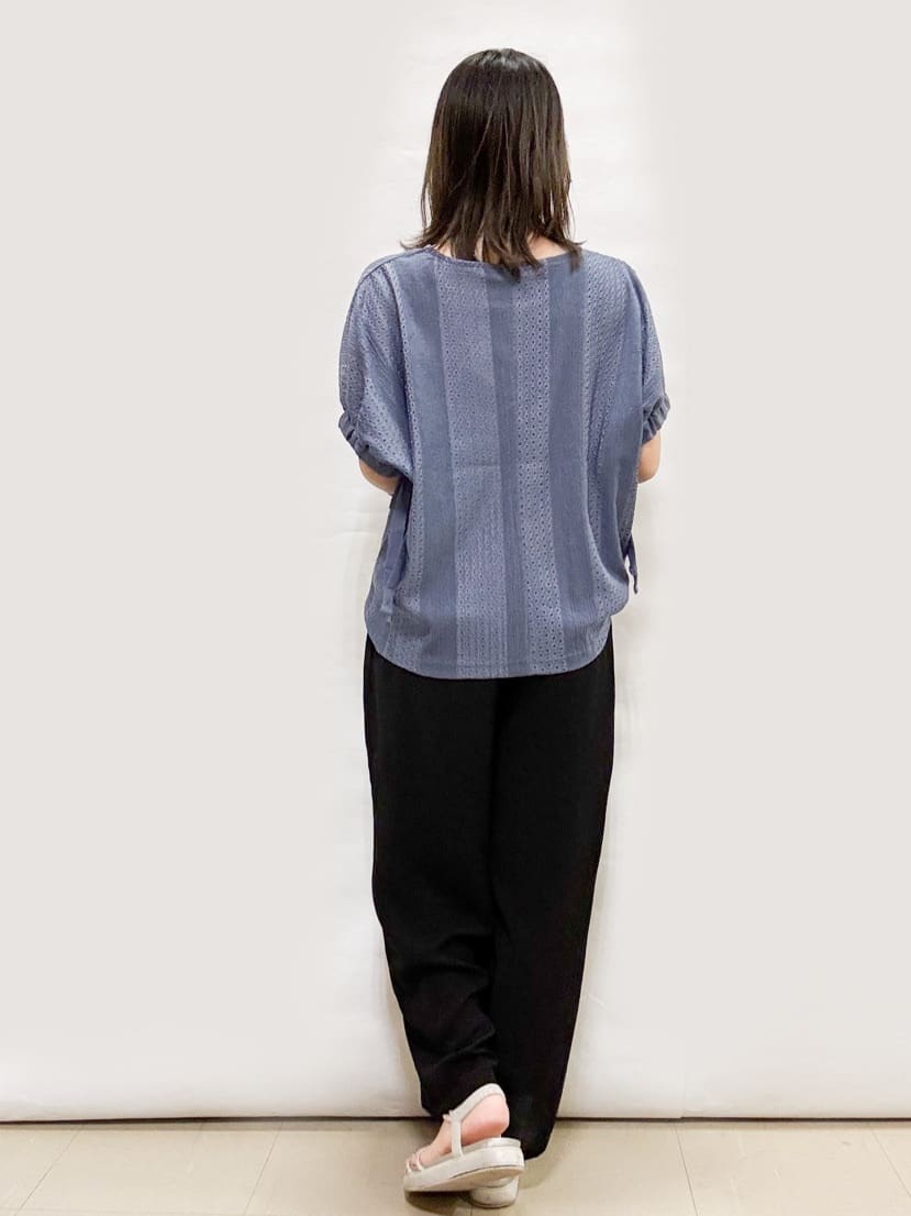 bulさんの「SHOO･LA･RUE｜◆キラキラループサンダル」を使ったコーディネート