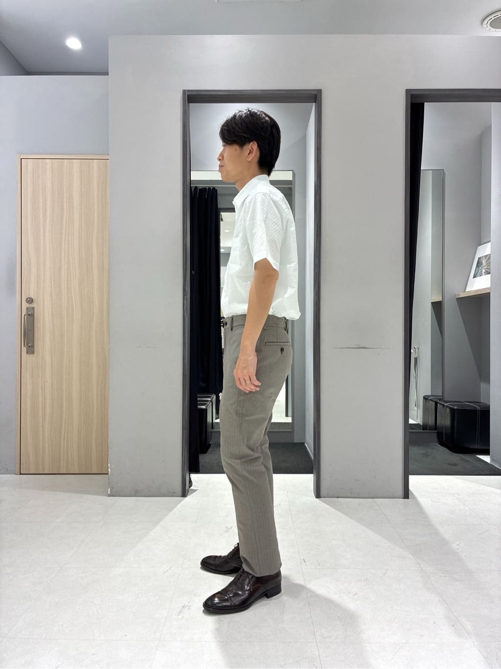わいずみさんの「TAKEO KIKUCHI｜【抗菌防臭】COOL DOTS（R）ドビープリント ジャケット」を使ったコーディネート