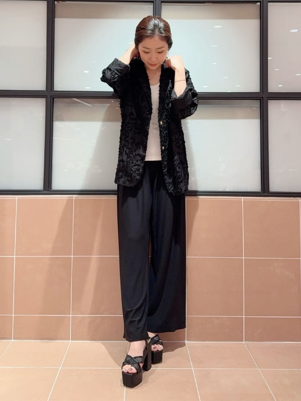kaoriさんの「ESPERANZA｜ラク盛り厚底サンダルⅢ」を使ったコーディネート