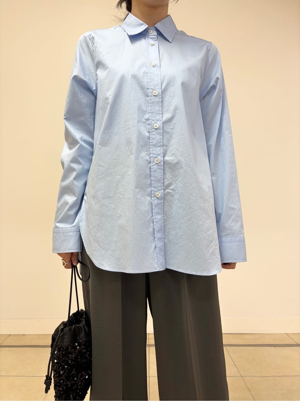 YOKOTAさんの「DRESSTERIOR｜◆スパンコール2WAYポシェット」を使ったコーディネート