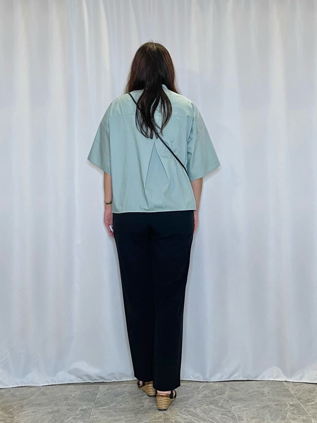 Ayaさんの「SHOO･LA･RUE｜◆【洗える/5分袖】インせず着られるショートシャツ」を使ったコーディネート