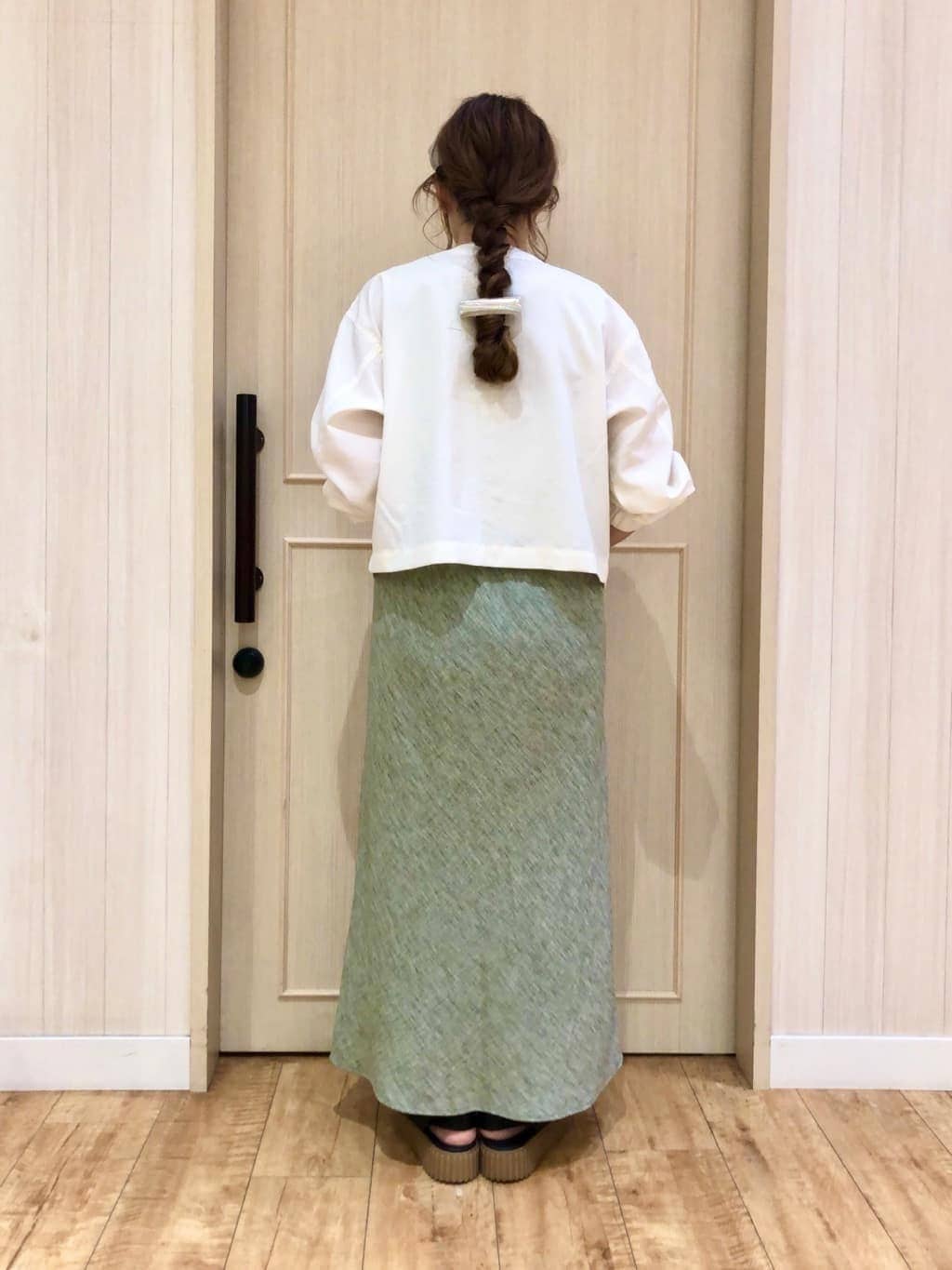 YOUさんの「SHOO･LA･RUE｜」を使ったコーディネート