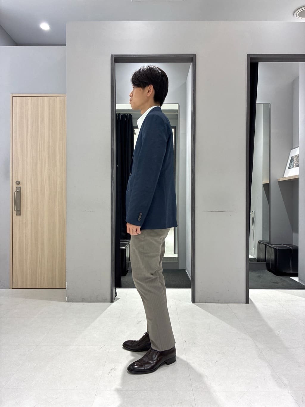 わいずみさんの「TAKEO KIKUCHI｜【抗菌防臭】COOL DOTS（R）ドビープリント ジャケット」を使ったコーディネート