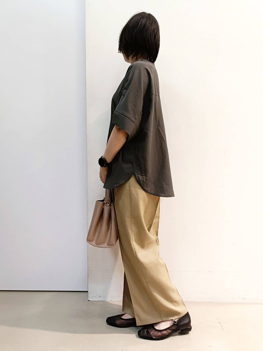 あんさんの「THE SHOP TK｜麻調ピンタックワイドパンツ【洗濯機OK】」を使ったコーディネート