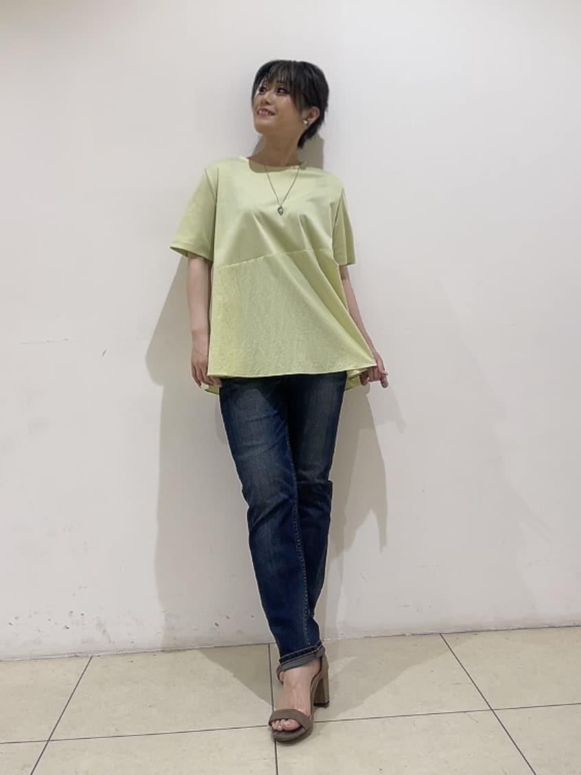 watanabeさんの「UNTITLED｜【Healthy DENIM&times;UNTITLED】別注 R Mrytle（リマートル）テーパードデニム」を使ったコーディネート