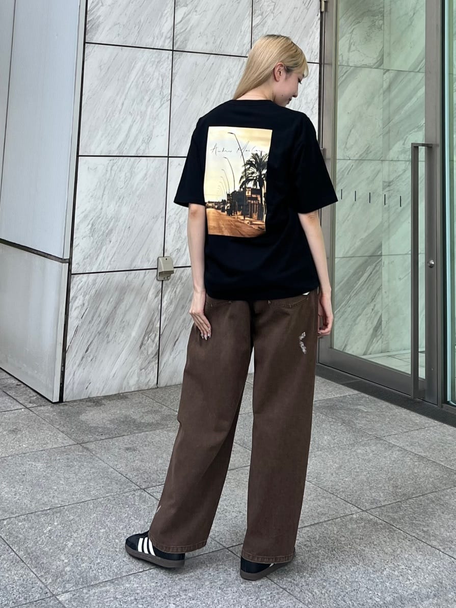 mさんの「tk.TAKEO KIKUCHI｜バレルシルエットパンツ（デニム＆カラーパンツ）」を使ったコーディネート
