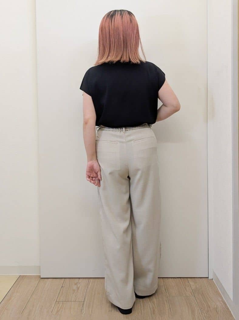 minさんの「grove｜ロープベルトで差がつく 洗練リラックスパンツ」を使ったコーディネート