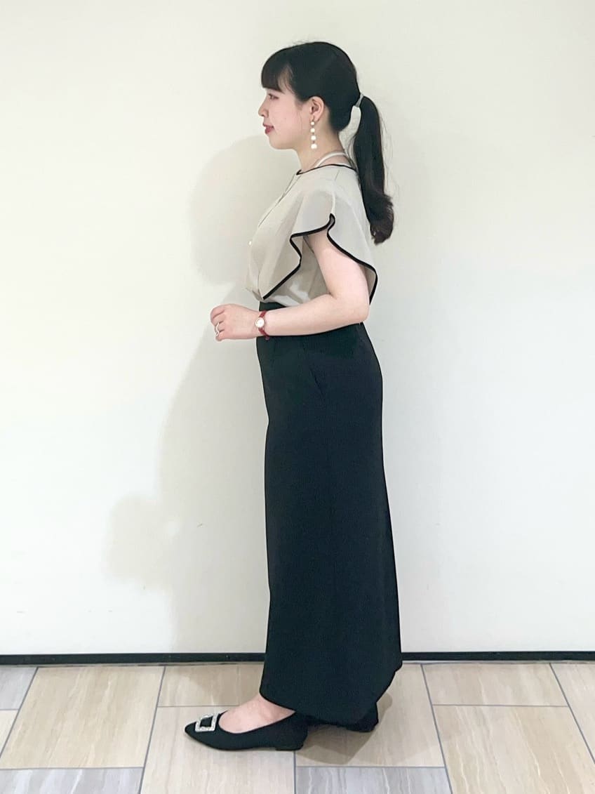 Mitsukiさんの「UNTITLED｜【後ろウエストゴム/ストレッチ性/オンオフ】ジャージナロースカート」を使ったコーディネート
