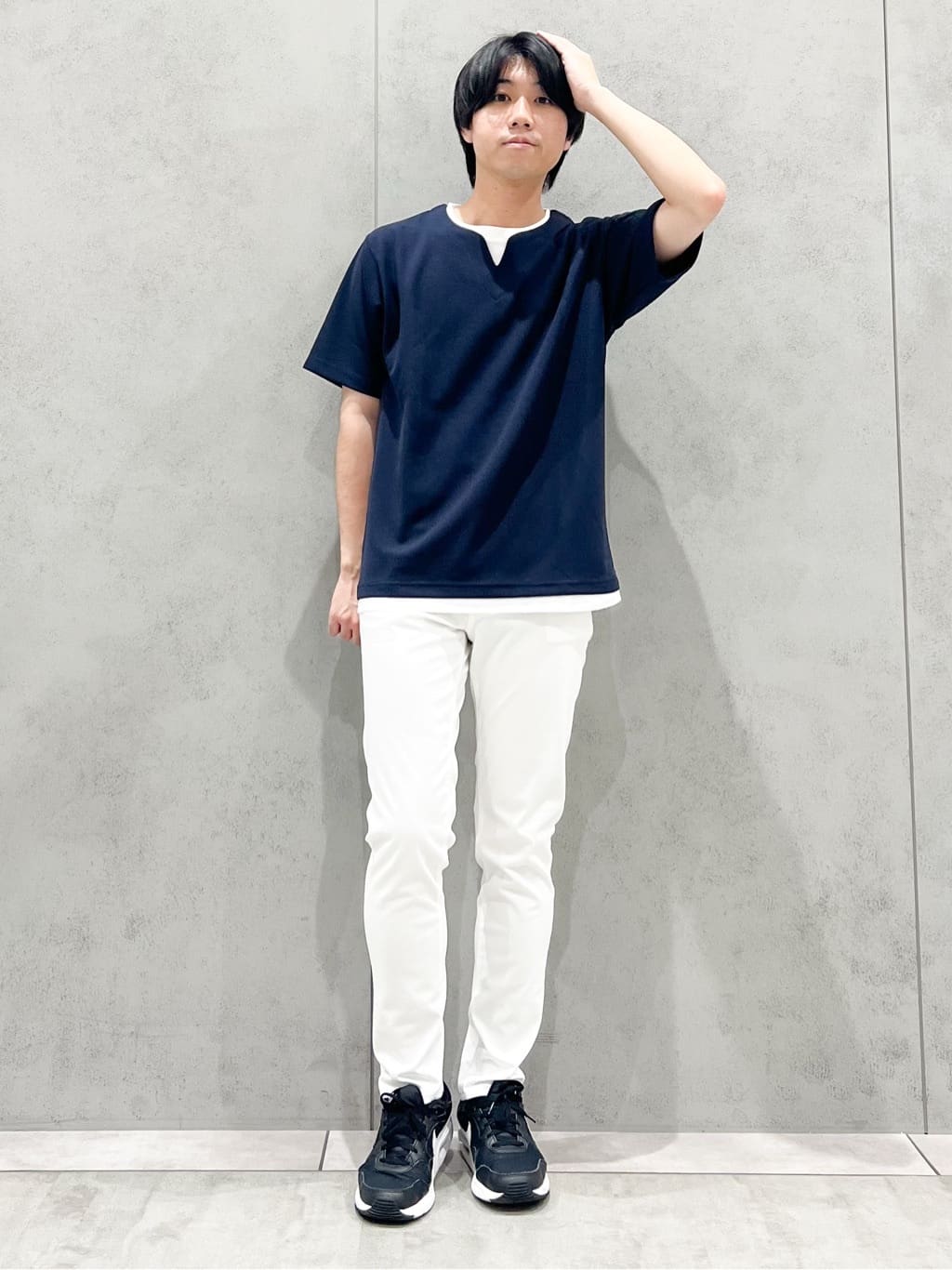 SHI-MAさんの「THE SHOP TK｜ツイルキーネック 半袖Tシャツ 接触冷感/洗濯機OK」を使ったコーディネート