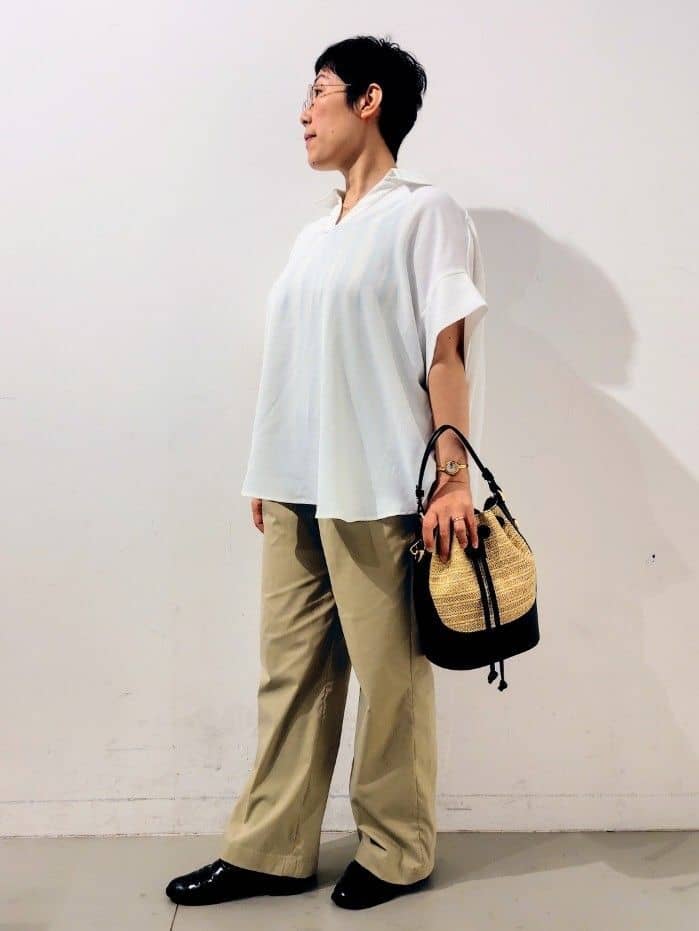 kodamaさんの「THE SHOP TK｜◆スキッパーシャツ【防シワ/接触冷感/洗濯機OK/セットアップ可】」を使ったコーディネート