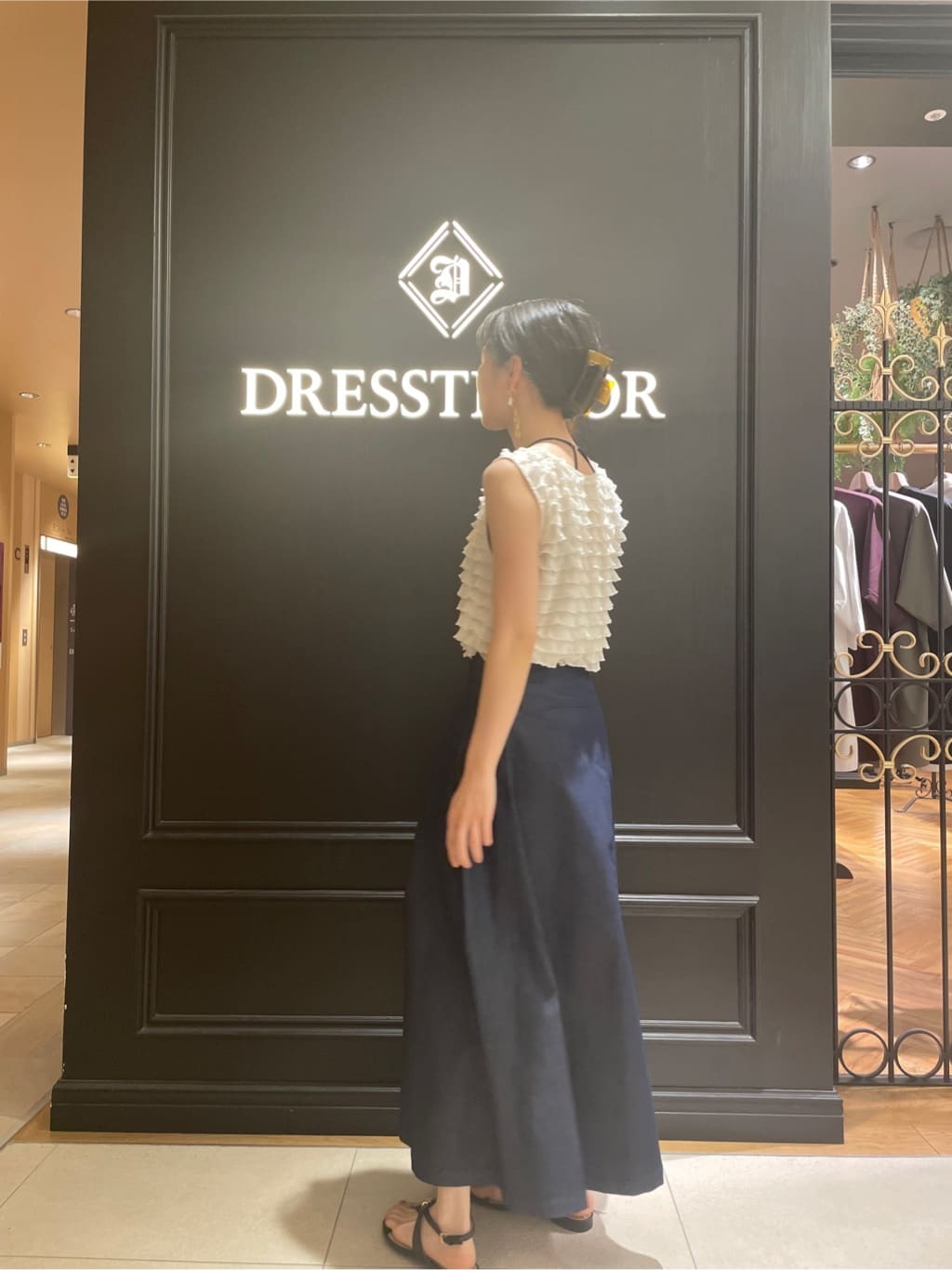 Karinさんの「DRESSTERIOR｜provoke（プロヴォーク）【別注】 フリフリ タンクトップ」を使ったコーディネート