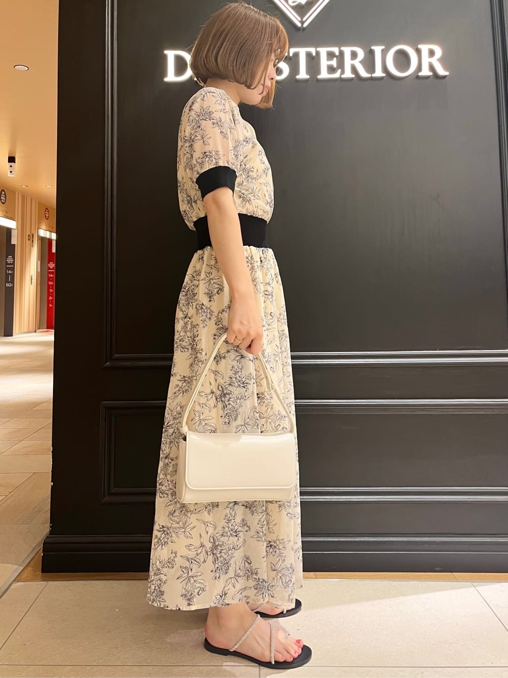 yahataさんの「DRESSTERIOR｜」を使ったコーディネート