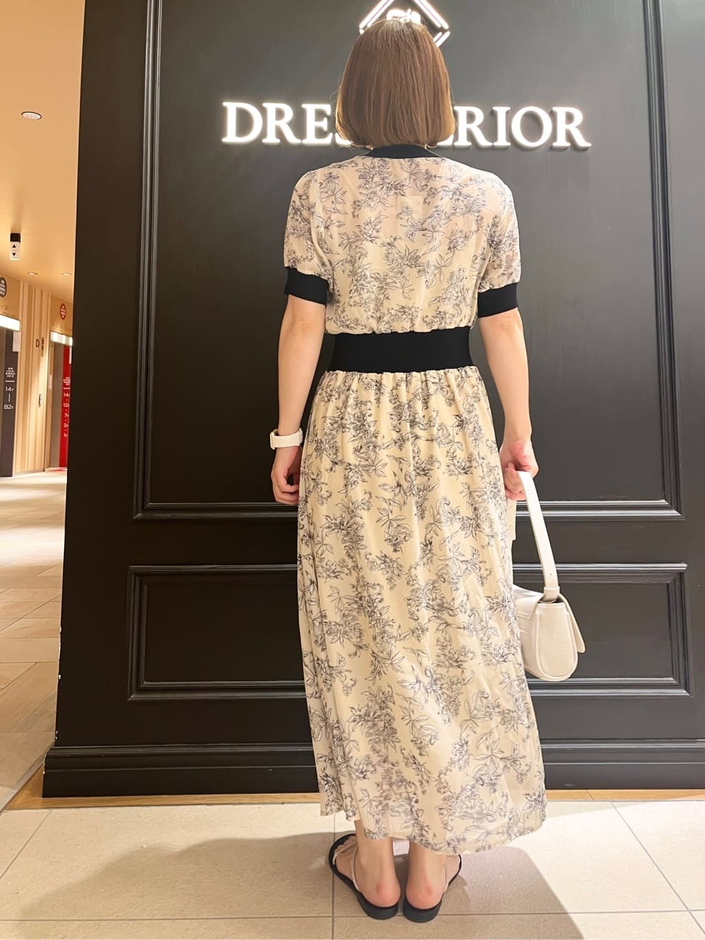 yahataさんの「DRESSTERIOR｜」を使ったコーディネート