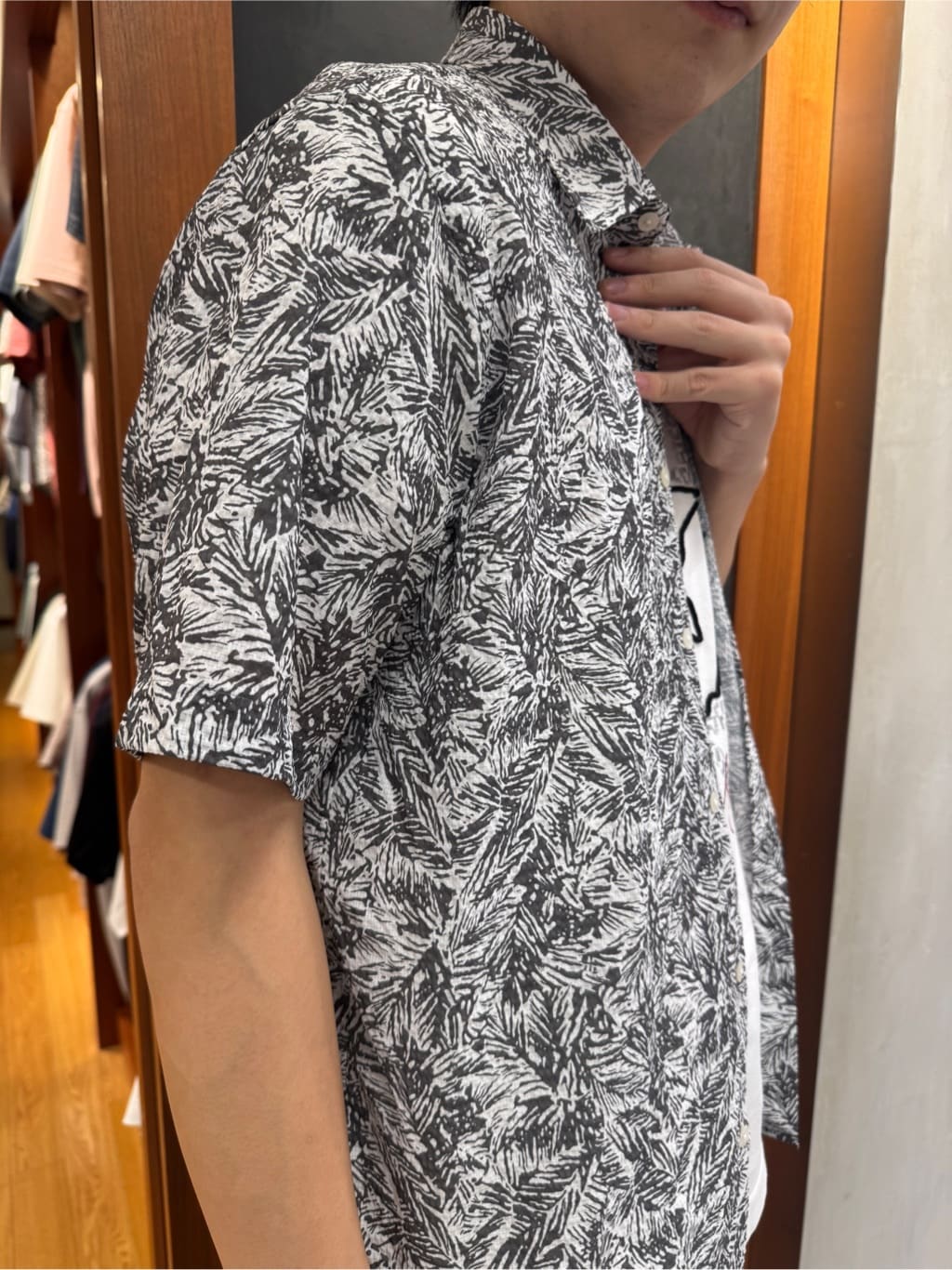 たくやさんの「TAKEO KIKUCHI｜◆【Sサイズ～】フェイスロープ刺繍 天竺Tシャツ」を使ったコーディネート