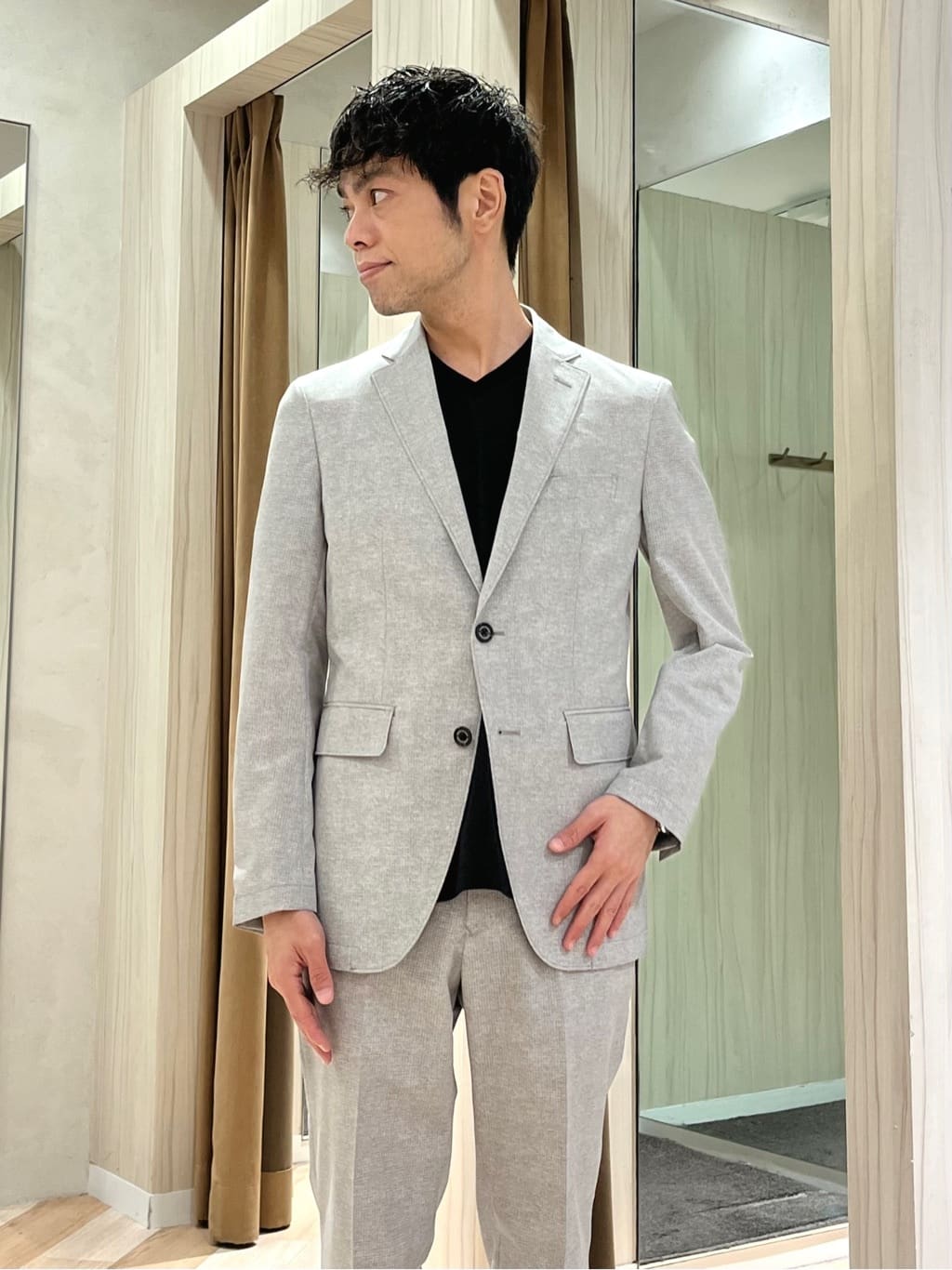 URAさんの「TAKEO KIKUCHI｜【抗菌防臭】COOL DOTS（R）ドビープリント ジャケット」を使ったコーディネート