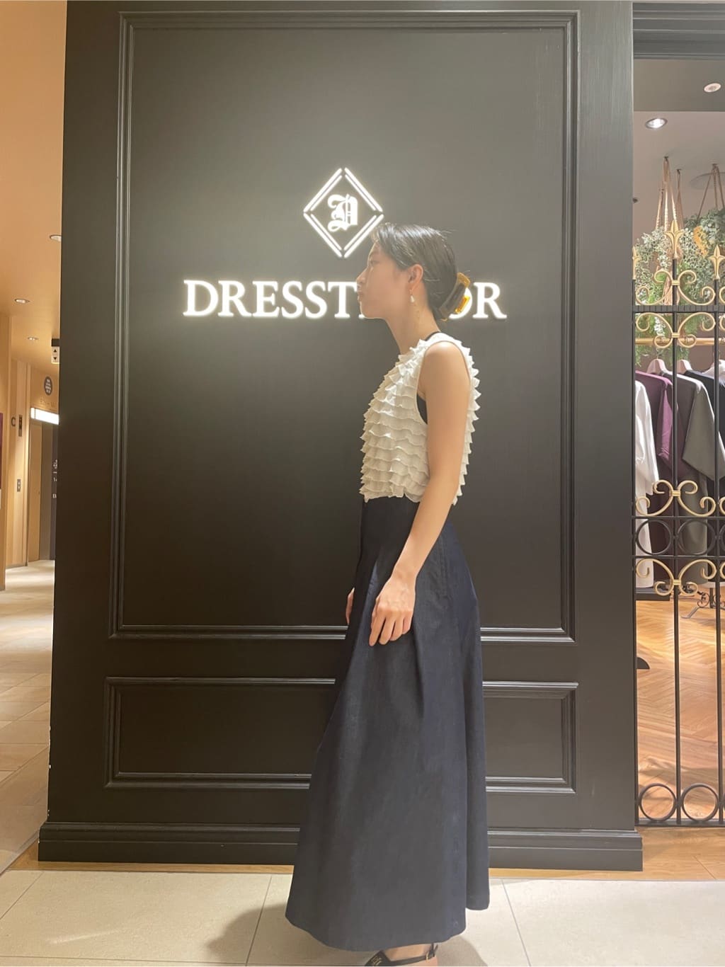 Karinさんの「DRESSTERIOR｜provoke（プロヴォーク）【別注】 フリフリ タンクトップ」を使ったコーディネート