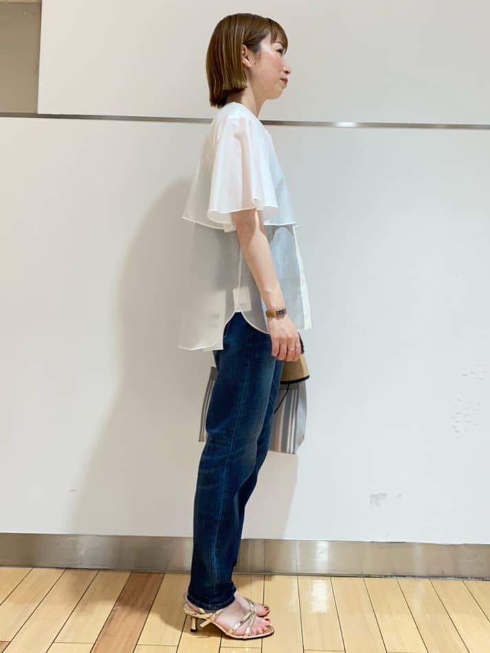 あやさんの「UNTITLED｜【Healthy DENIM&times;UNTITLED】別注 R Mrytle（リマートル）テーパードデニム」を使ったコーディネート