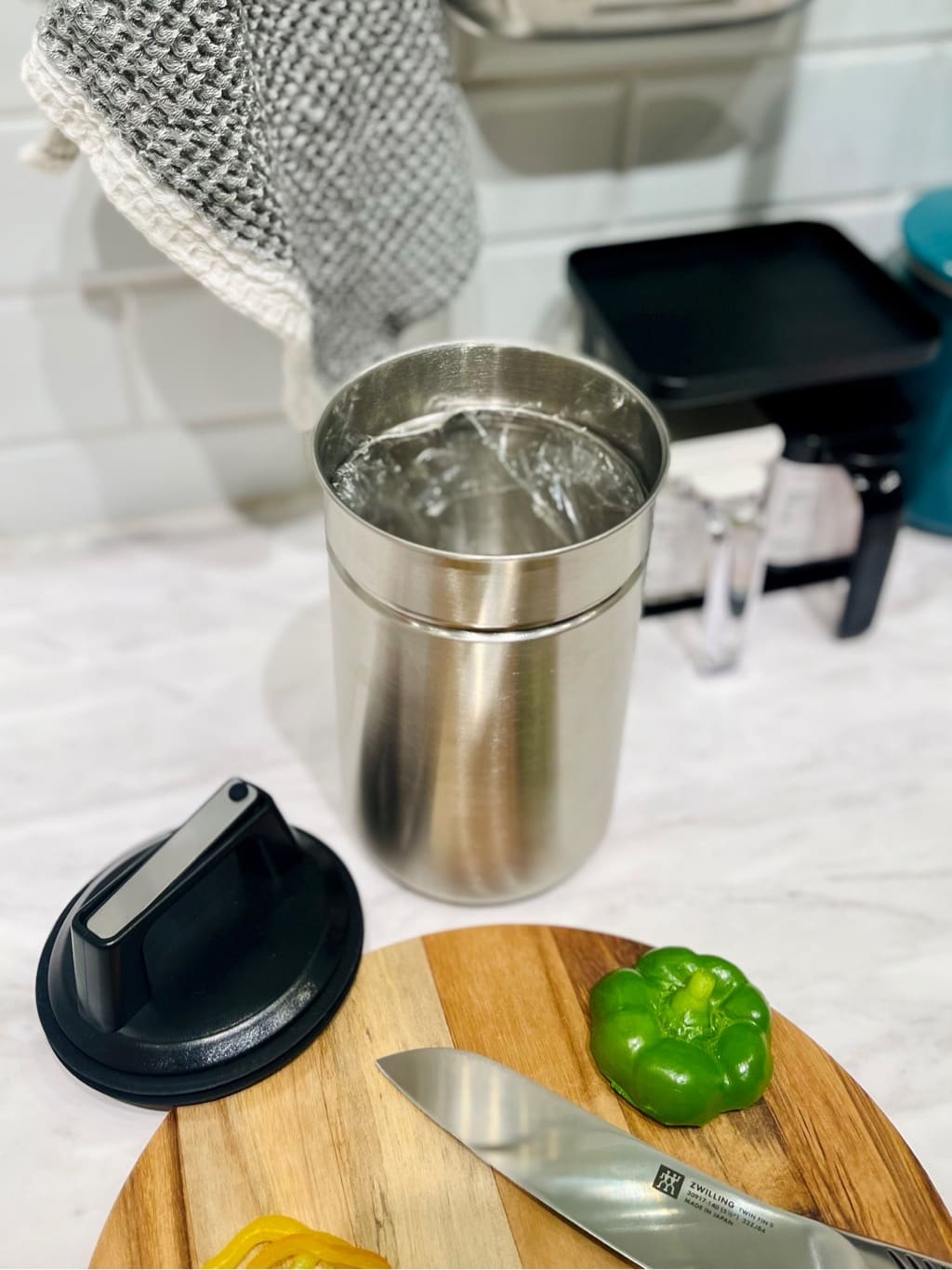 ぐっちさんの「212 KITCHEN STORE｜密閉出来る生ゴミキャニスターＳ ＜atomico アトミコ＞」を使ったコーディネート