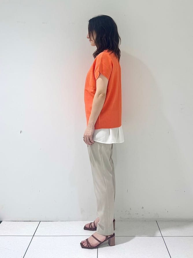 そんさんの「INDIVI｜【洗える／レイヤードにも活躍】ペプラムインナートップス」を使ったコーディネート