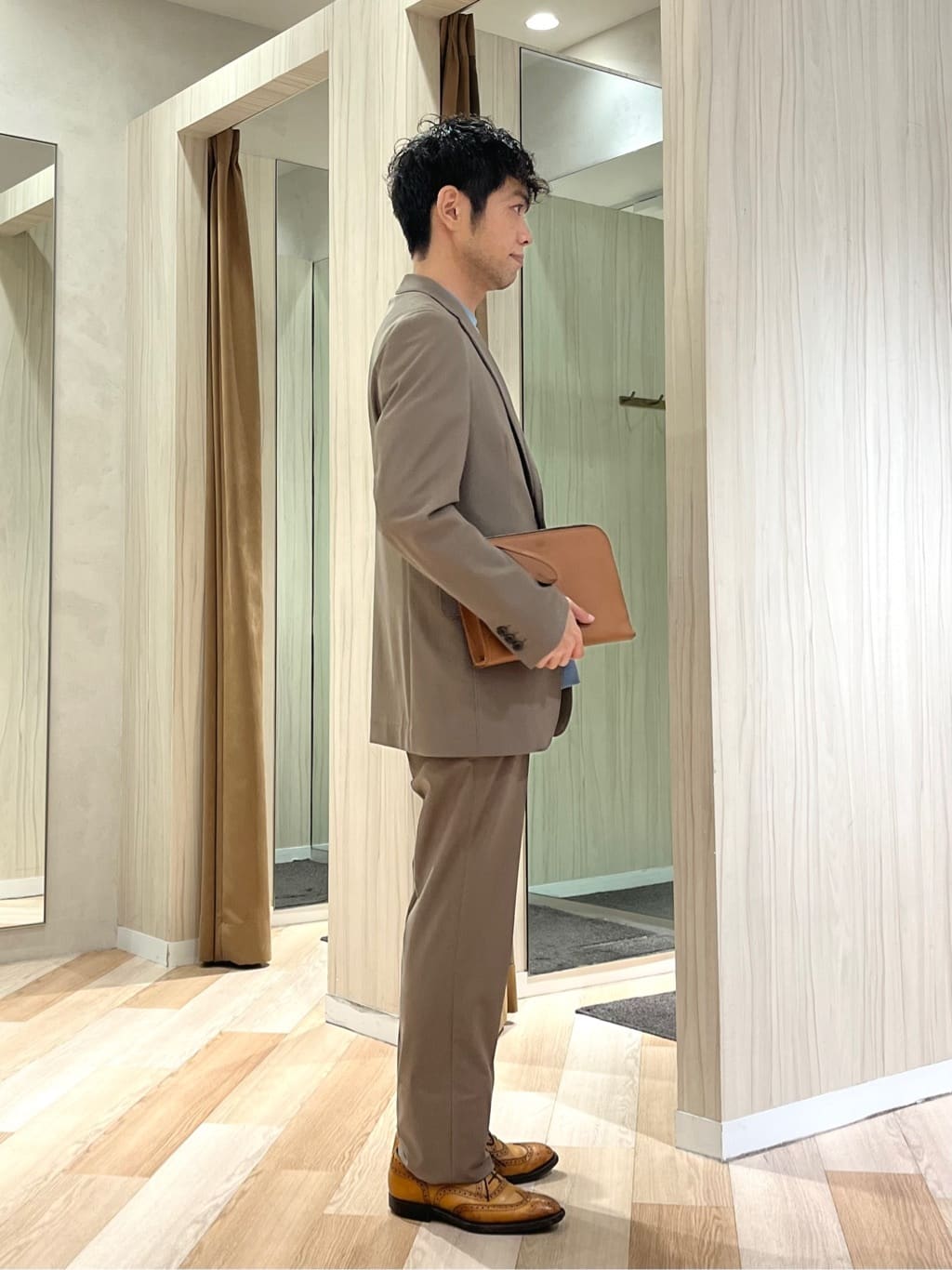 URAさんの「TAKEO KIKUCHI｜【360&deg;ストレッチ／セットアップ対応】None Of Stress ジャケット」を使ったコーディネート