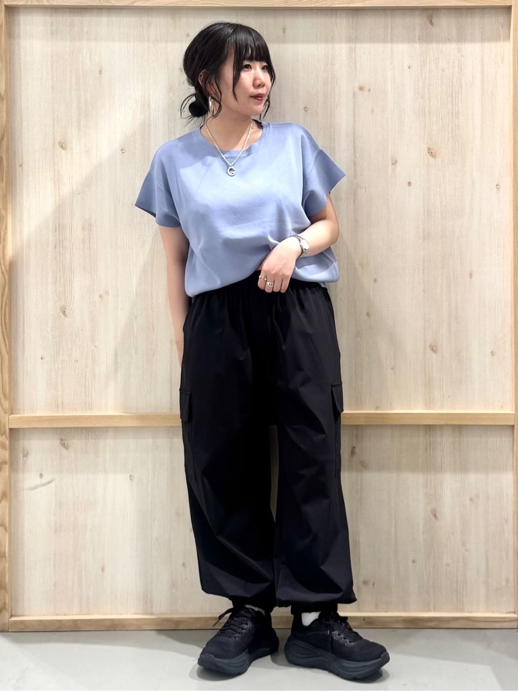 nanaさんの「THE SHOP TK｜さらさらフレアスリーブサマーニット【毛玉になりにくい/UV/洗濯機OK】」を使ったコーディネート