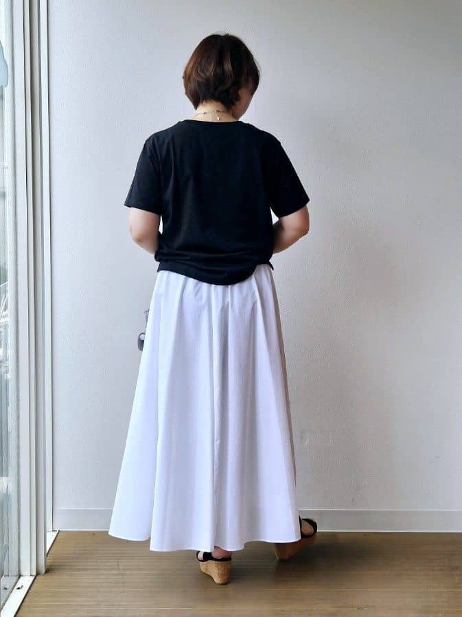 やじまさんの「UNTITLED｜【ステンレス】レイヤードチェーンネックレス」を使ったコーディネート