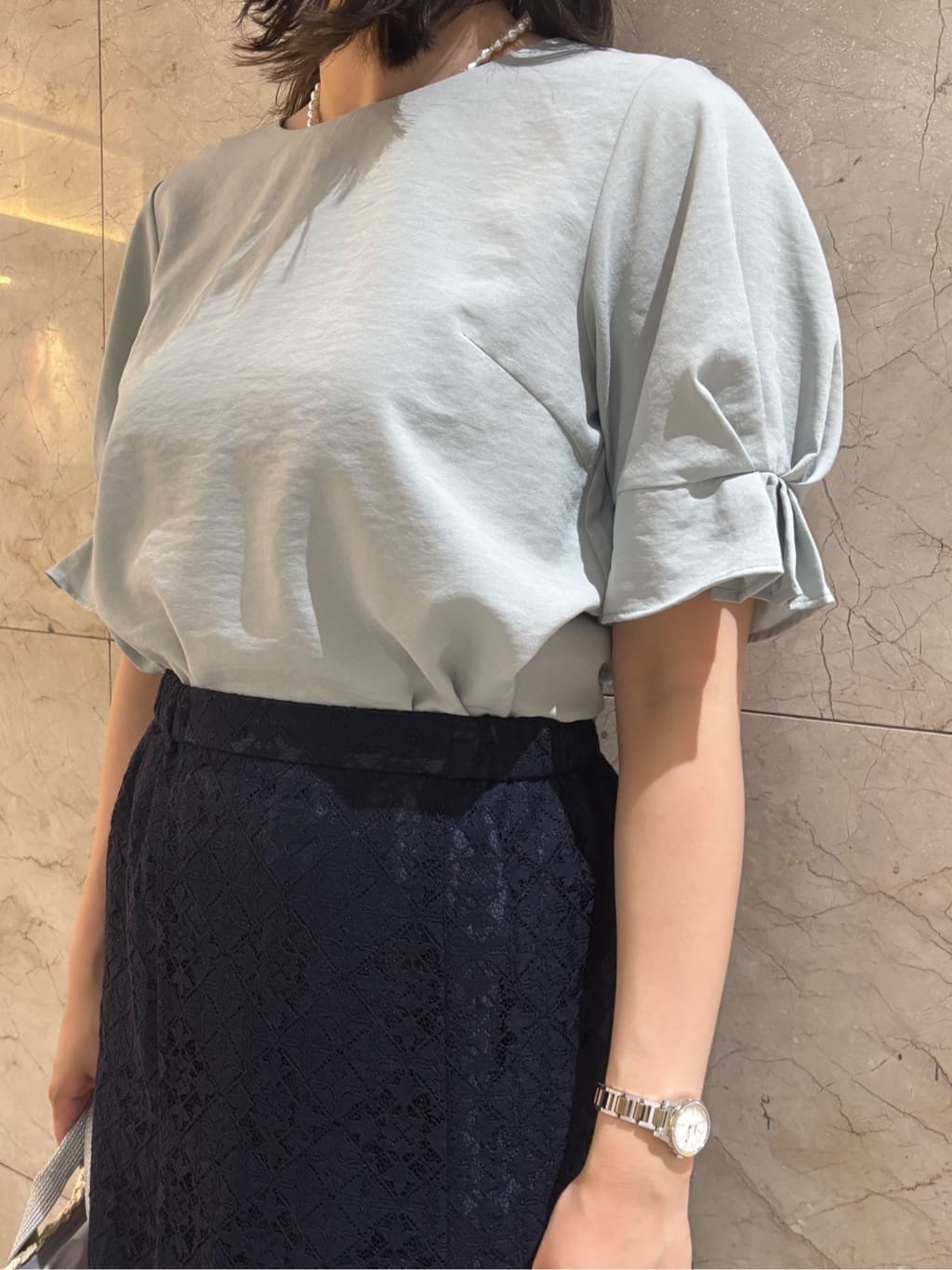 このかさんの「index｜《8色展開／XS-LLサイズ》タックパフスリーブブラウス【洗濯機洗い可／吸水速乾／防シワ／抗ピル】」を使ったコーディネート