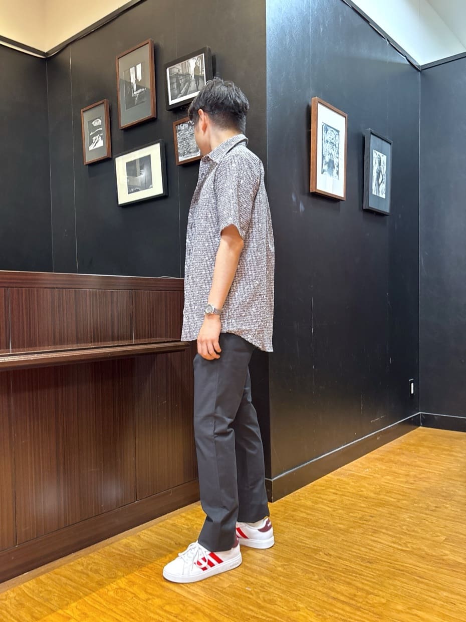 KEIさんの「TAKEO KIKUCHI｜【Made in JAPAN】播州織 ヘリンボン ストレート パンツ」を使ったコーディネート