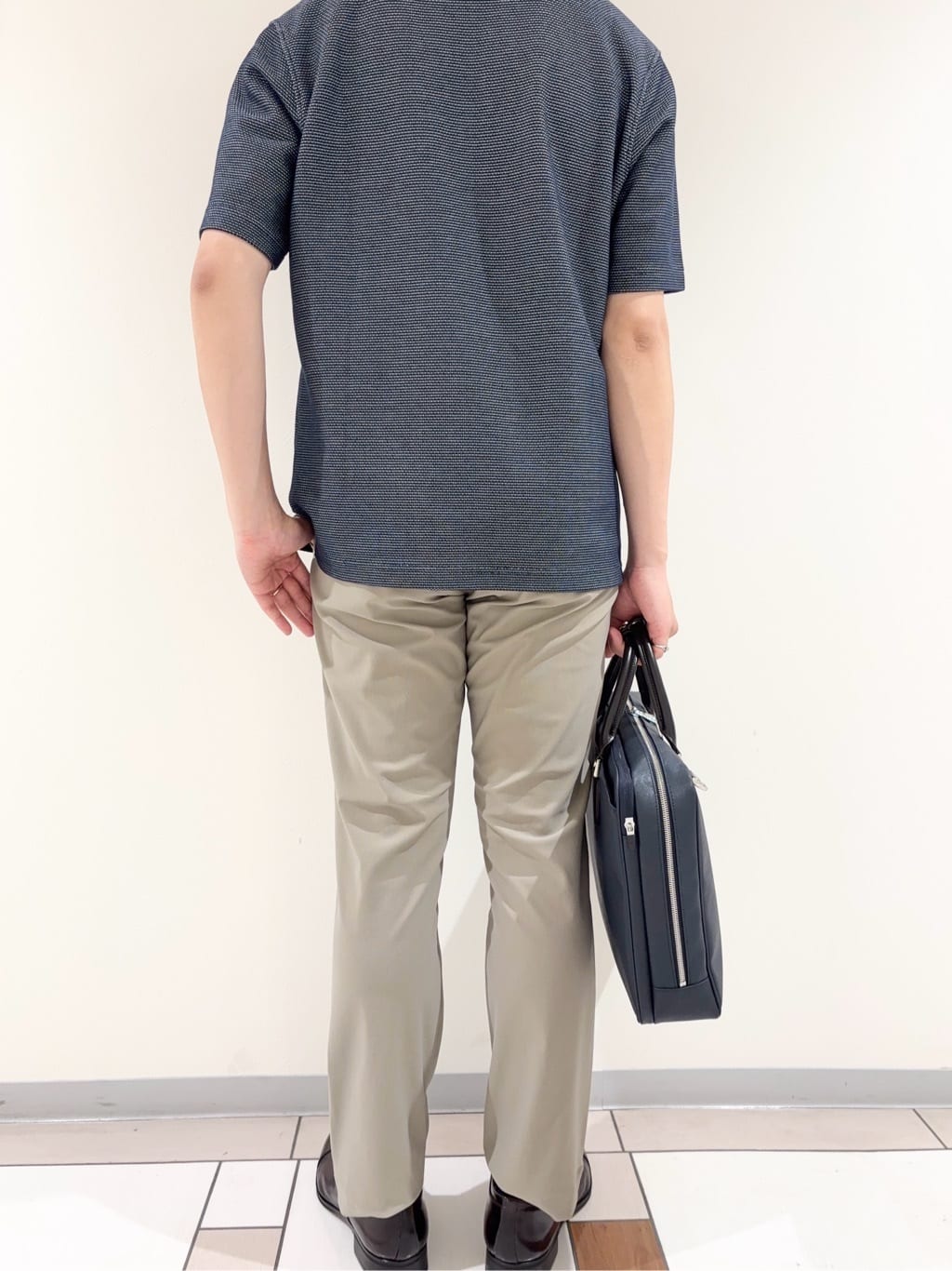 及川さんの「TAKEO KIKUCHI｜【抗菌防臭／9色5サイズ展開】ハニカムメランジ ポロシャツ」を使ったコーディネート