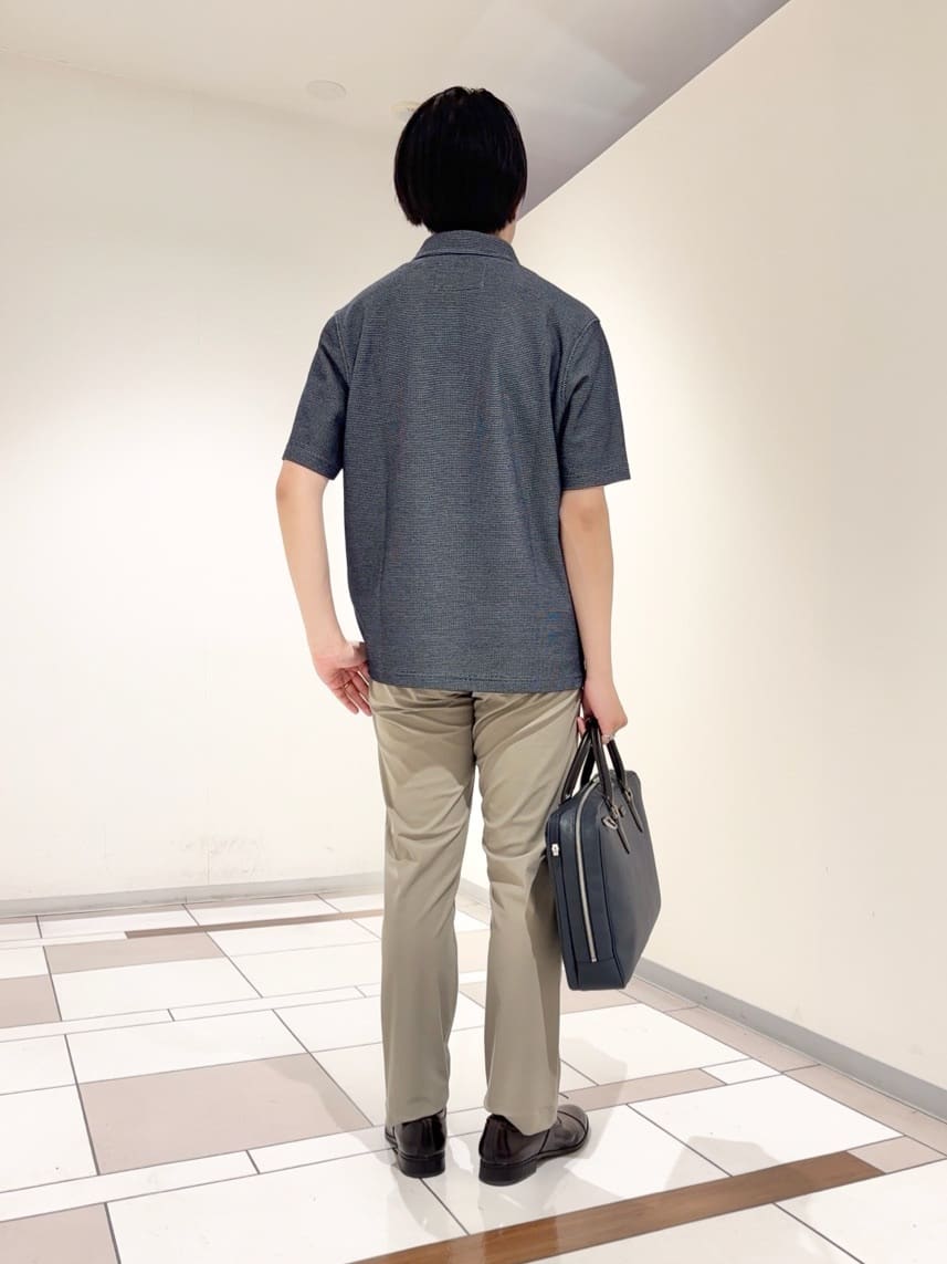 及川さんの「TAKEO KIKUCHI｜【抗菌防臭／9色5サイズ展開】ハニカムメランジ ポロシャツ」を使ったコーディネート