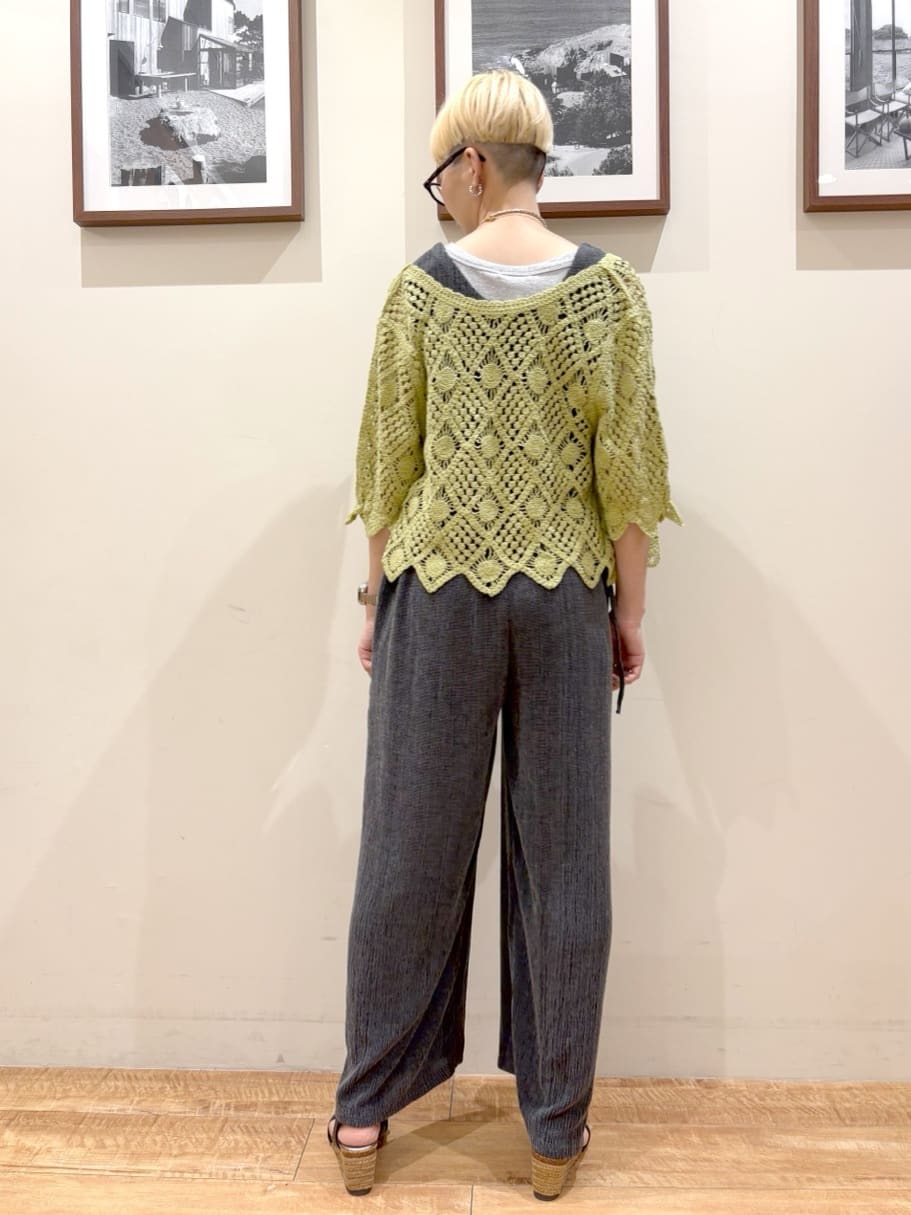 Ayumiさんの「SHOO･LA･RUE｜【2WAY】大人のほんのり甘いスタイルに クロシェレースカーディガン」を使ったコーディネート